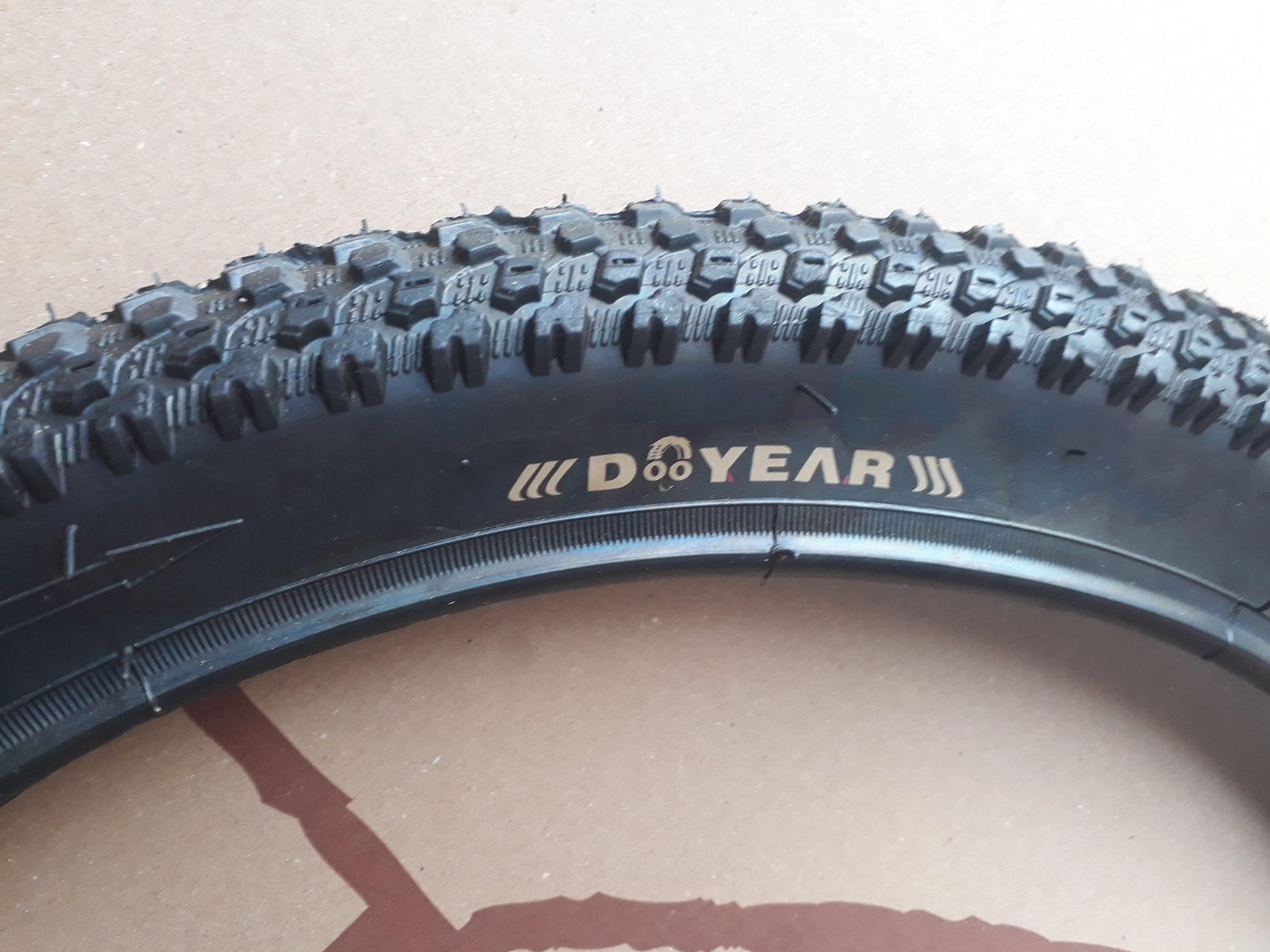 Покришка 22х2,125 для  3-колісного Хєпі