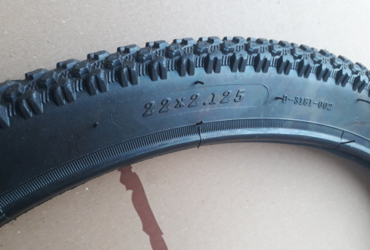 Покришка 22х2,125 для  3-колісного Хєпі