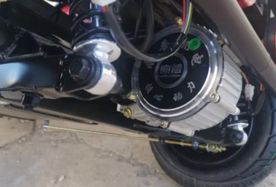 Триколісний СКУТЕР Партнер  800Вт 72V 23Ah