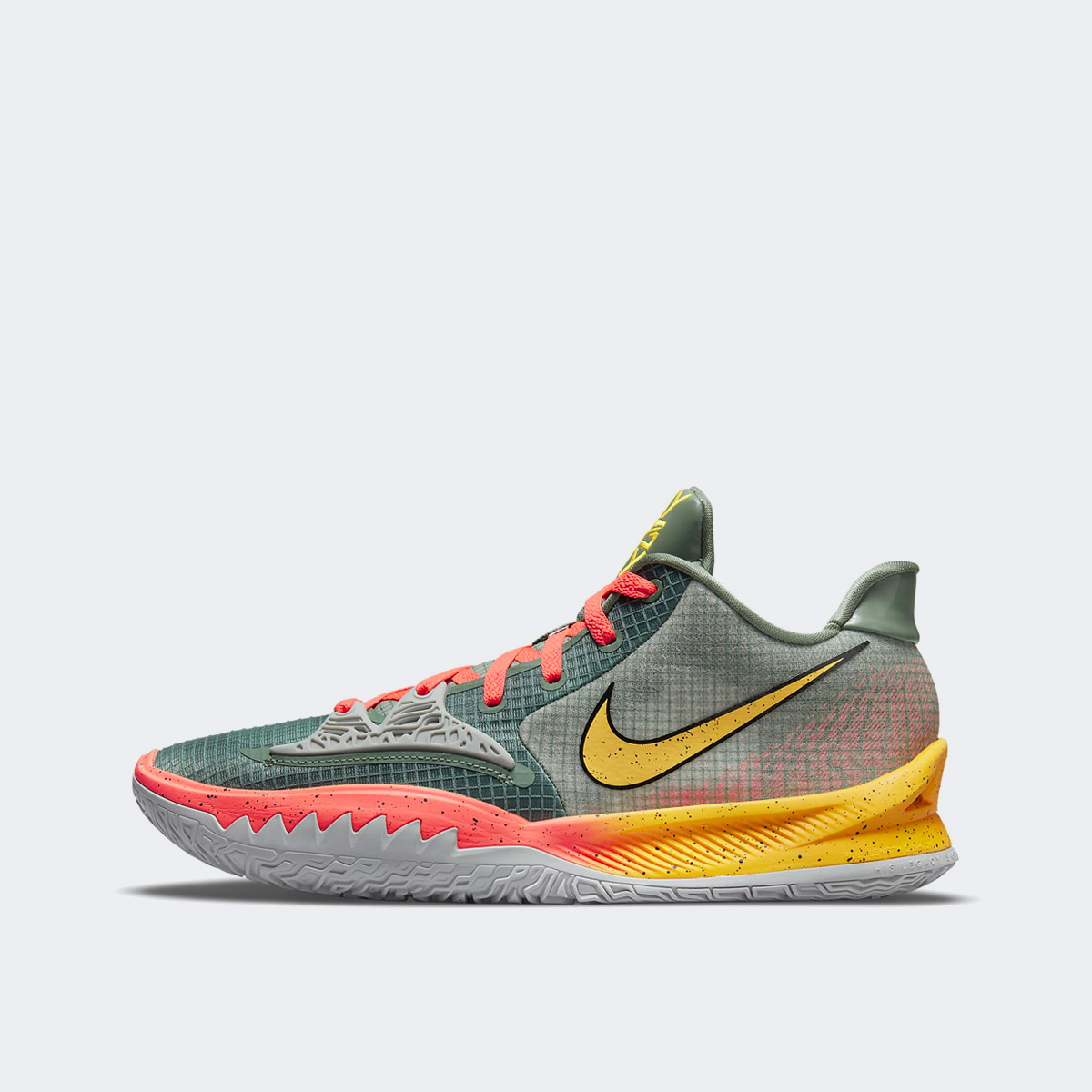 Basketball Shoe Kyrie Low 4